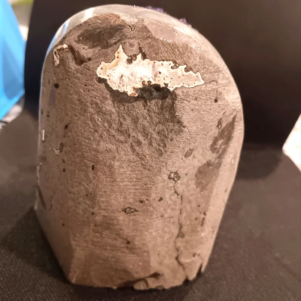 Stunning Purple Amethyst Geode Huge New - Picture 11 of 16